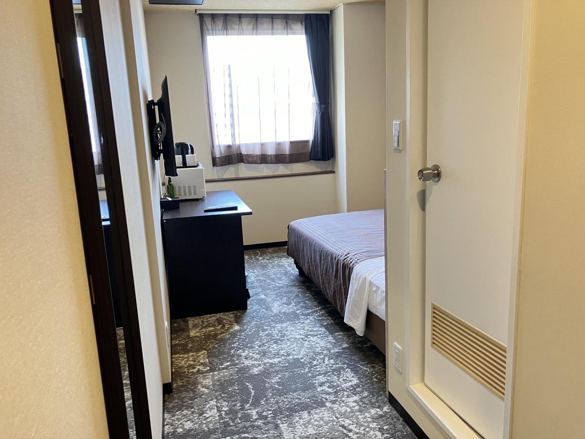 Hotel Livemax Budget ShinОсака Екстер'єр фото